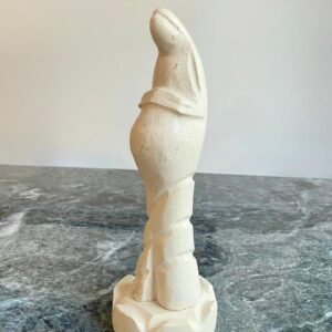 Virgen de la Dulce Espera en Mármol Natural
